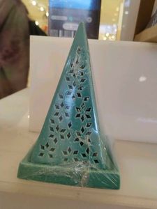 Ceramic pyramid cones diffuser