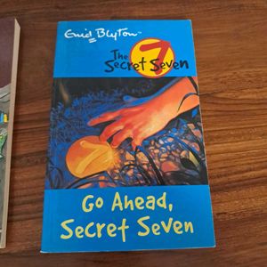 Secret Seven- Enid Blyton Book (5 novel) Set