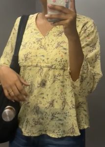 Chic Yellow Floral Print Top