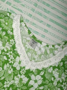 Green Floral Print Kurta with Lace Trim