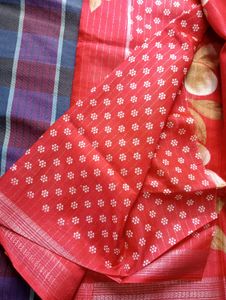 Red Floral Print Saree