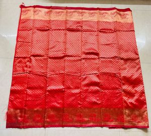 New South indian saree with Blouse piece