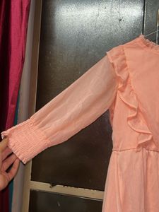Chic Ruffle Detail Dress