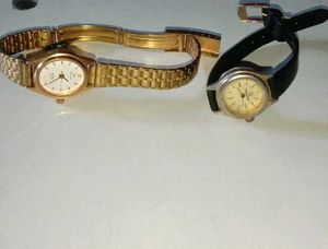 combo of two vintage watches