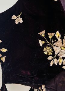 Women Blouse Jacket With Thread And Tari Work