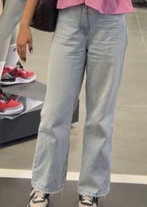Light Wash Relaxed Fit Jeans