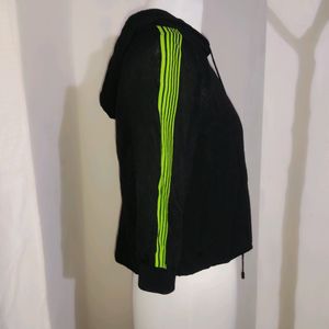 Black Cropped Graphic Hoodie