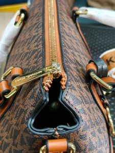 MICHAEL KORS*( NO BOX)*ANDIE SIGNATURE  LOGO MEDIU