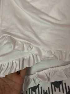Chic White Strapless Ruffle Dress