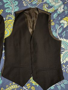 Men's Formal Suit - 3 Piece