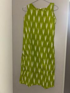 Green Ikat Print Sleeveless Kurta