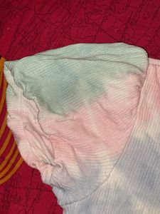 Tie-Dye Puff Sleeve Top