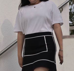 Chic White Ribbed Top with Flutter Sleeves