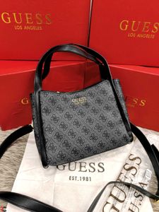 Guess slingbags