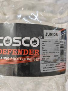 Cosco Junior Defender Skating Set