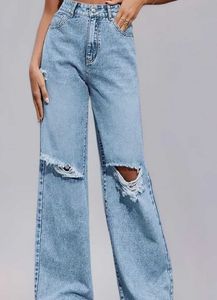 Light Wash Ripped Wide Leg Jeans