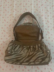 Guess Hobo Bag - Stylish &amp; Chic
