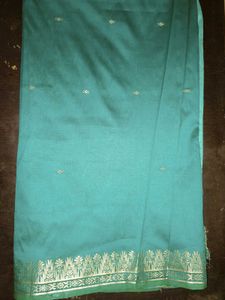 Beautiful Dark Green Saree With Thin Border