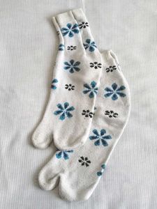 Floral Tabi Socks 🧦