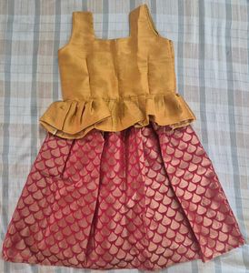 Beautiful Traditional Indian Dress - New