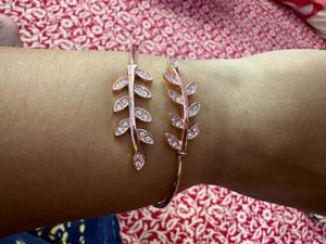 Sparkling Leaf Design Charm Bracelet | Adjustable