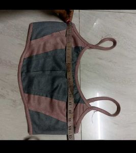 Stylish Colorblock Crop Top