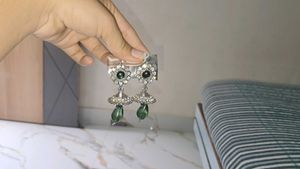 Exquisite Emerald &amp; Diamond Jhumka Earrings