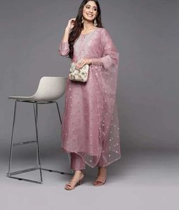 Elegant Pink Kurta Set with Dupatta