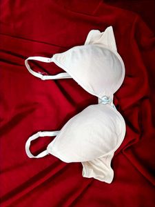 🇳🇿💫🎀Beige Padded Bra with Blue Bow Detail