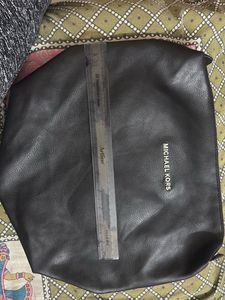 Michael Kors Black Leather pouch