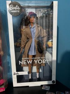 Barbie Fashion Week New York Doll no coins
