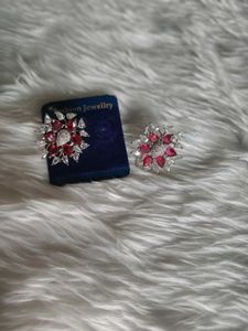 Stunning Red &amp; White Crystal Flower Earrings