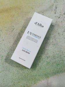 D'Alba UV Essence Sun Cream SPF50+ PA++++
