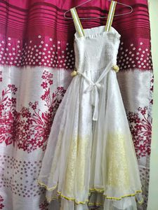 Princess Ball Gown 💛🤍