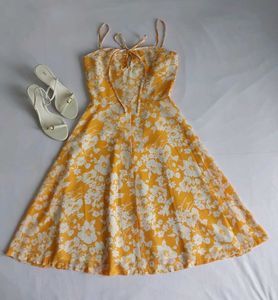 Yellow Floral Print Sundress✨️🌼✨️