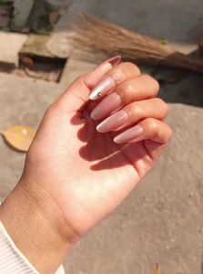 Glamorous Almond Press-On Nails (15pc + 12 glue)