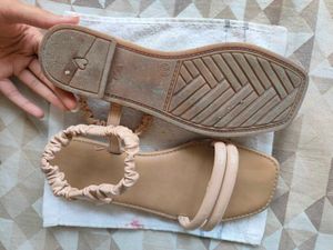 Elegant Beige Flat Sandals