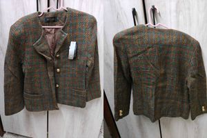 Classic Tweed Cropped Jacket
