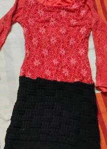 Chic Red Floral Lace &amp; Black Textured Dress