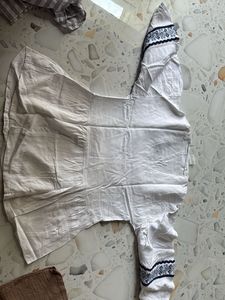 Set of 2 tops
