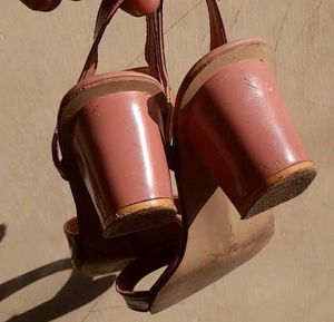 Chic Pink Block Heel Sandals