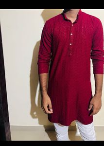 Men's Embroidered Kurta