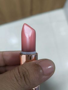 Charlotte Tilbury Pillow Talk medium Matte Lipstic