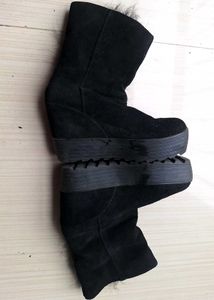 Black suede  Faux Fur Platform Boots