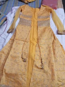 Elegant Yellow Gaown with Koti wit