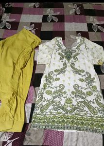Paisley Print Kurta with Yellow Bottoms