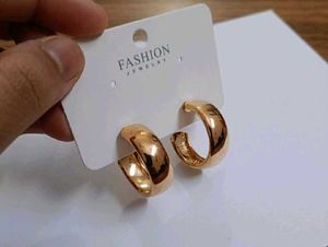 Chunky Gold Hoop Earrings