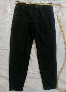 Men's women's both Black Classic Fit Pants