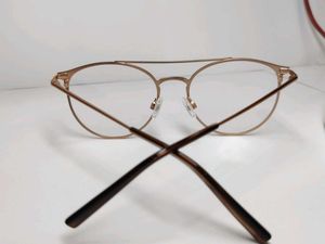 Stylish Rose Gold Rpund Metal Frame