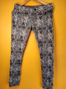 Black White Printed Trouser..
